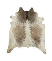 6' x 7' Brown and White Cowhide Hand Knotted Area Rug