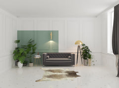 6' x 7' Brown and White Cowhide Hand Knotted Area Rug