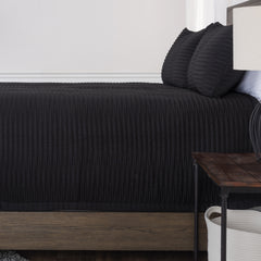 Black King Microfiber 300 Thread Count Machine Washable Down Alternative Comforter