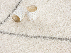 3’ X 5’ Ivory Modern Uneven Lattice Area Rug