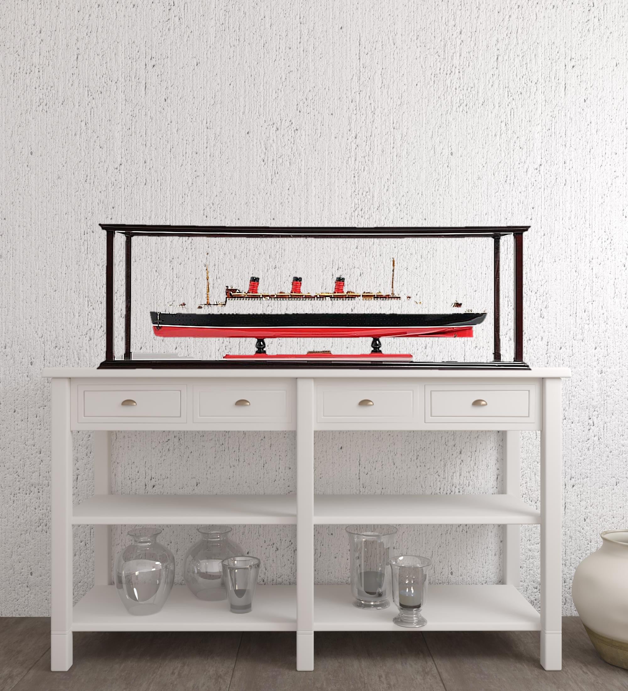 15" Black and Red RMS Queen Mary Large Display Case Hand Painted Decorative Boat with Case