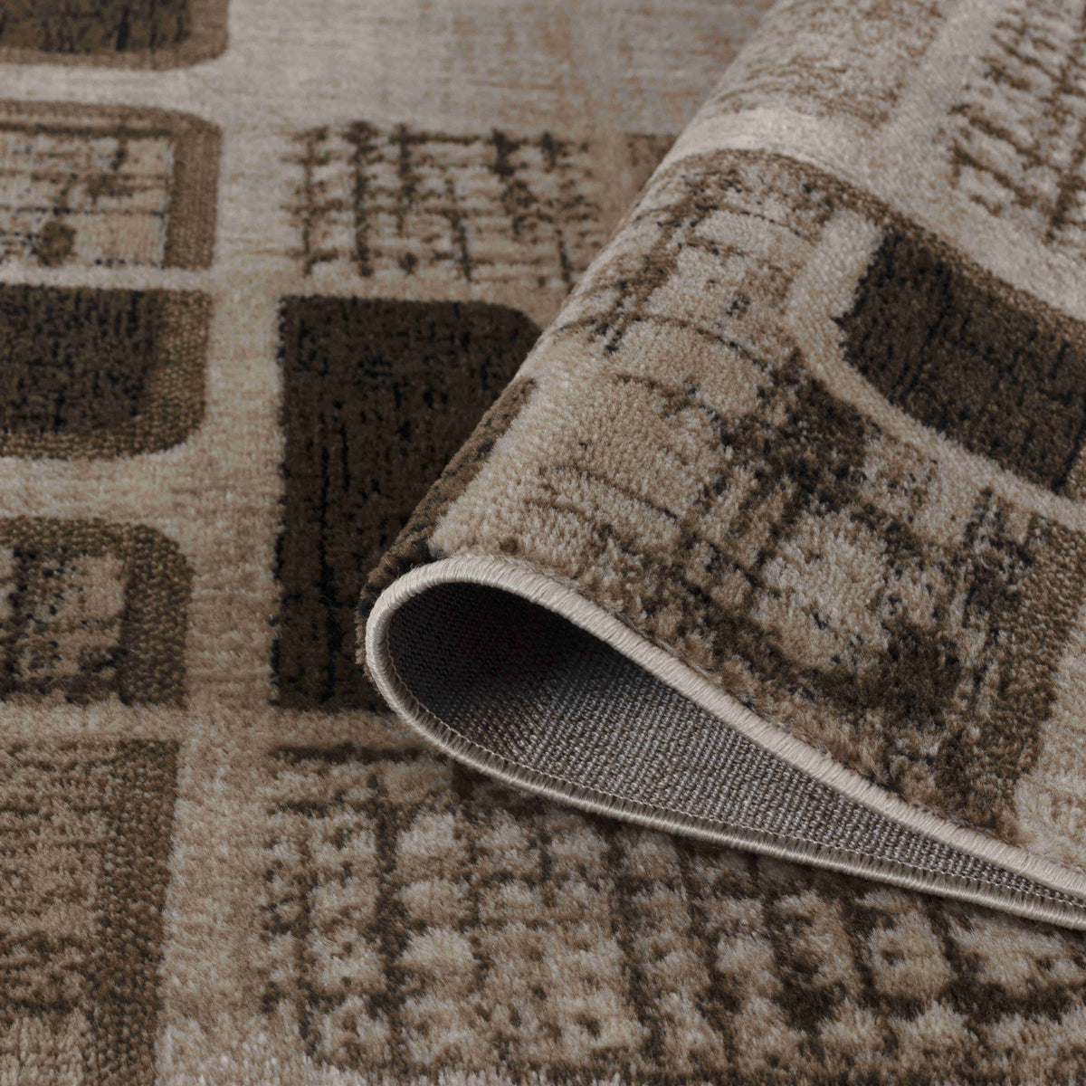 4' X 6' Brown Geometric Area Rug