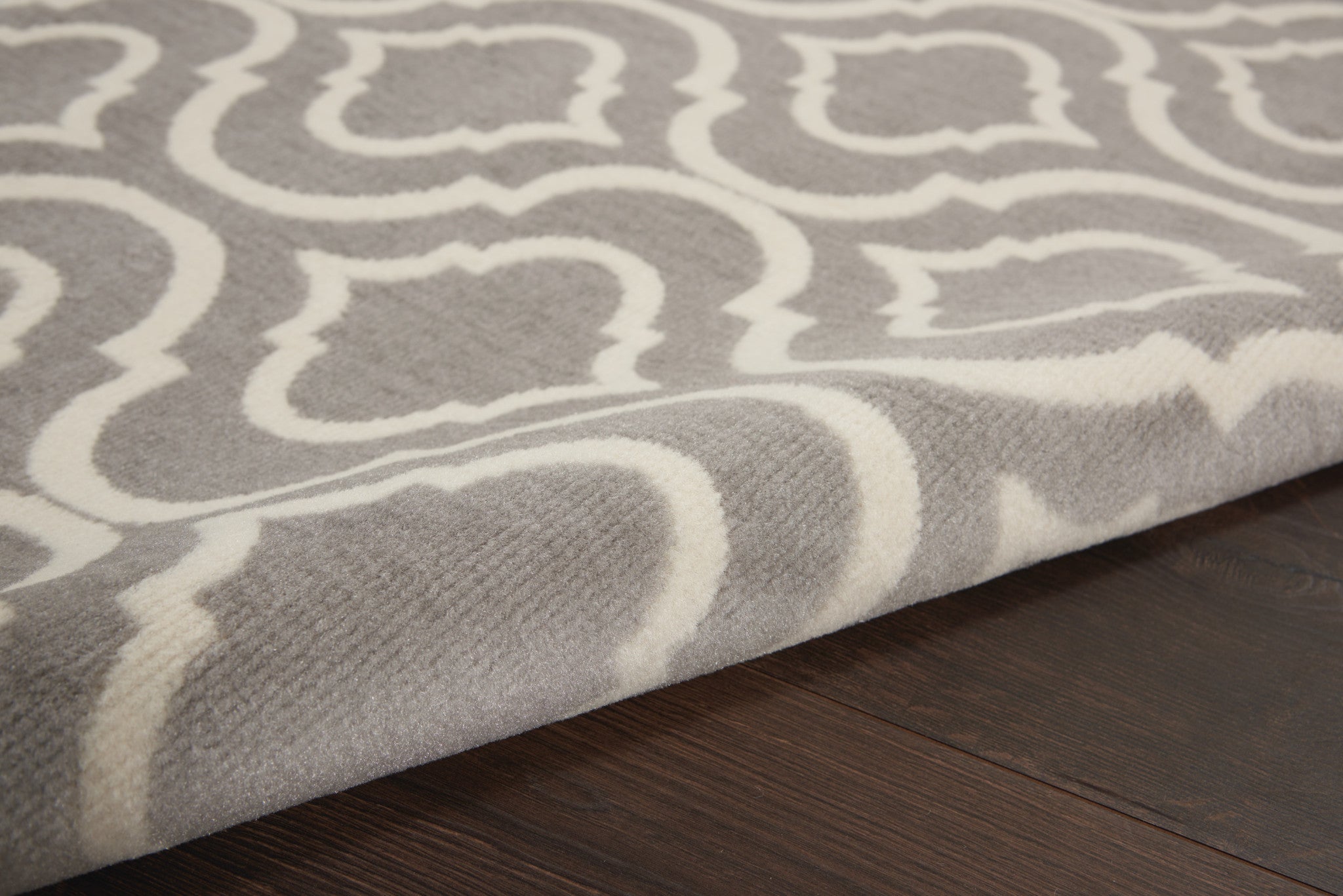 4' x 6' Gray Moroccan Power Loom Area Rug