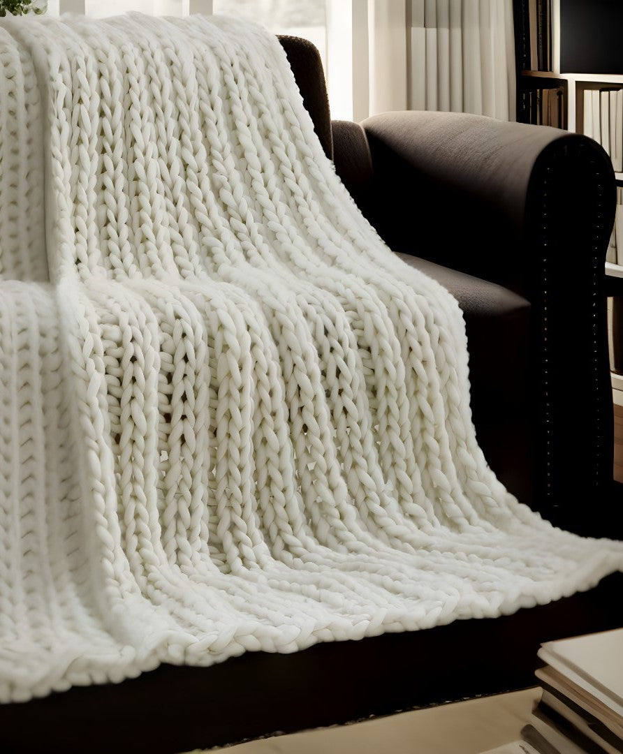 Cream Knitted Polyester Solid Color Throw Blanket