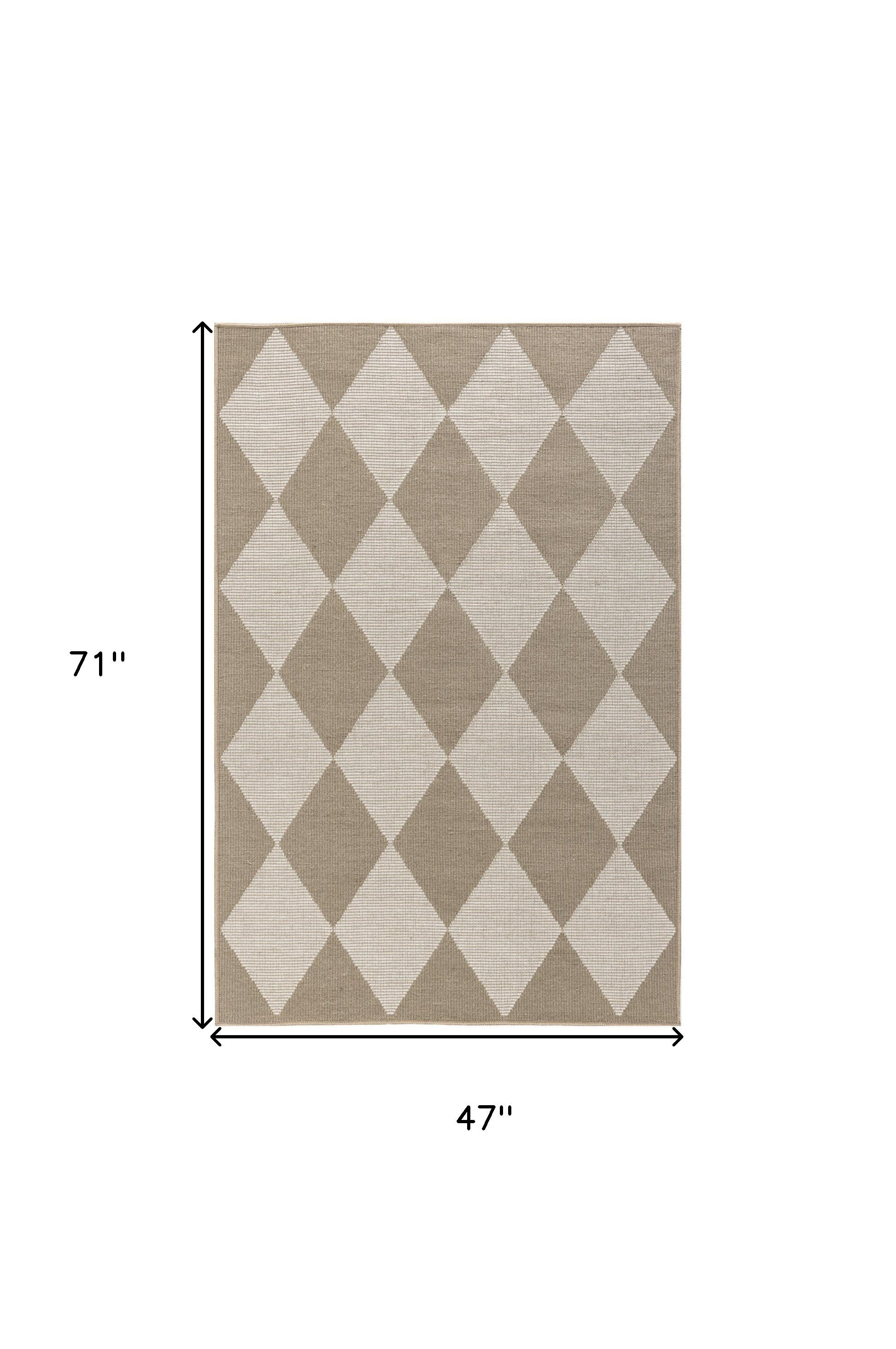 4' x 6' Natural and Ivory Geometric Power Loom Washable Non Skid Area Rug