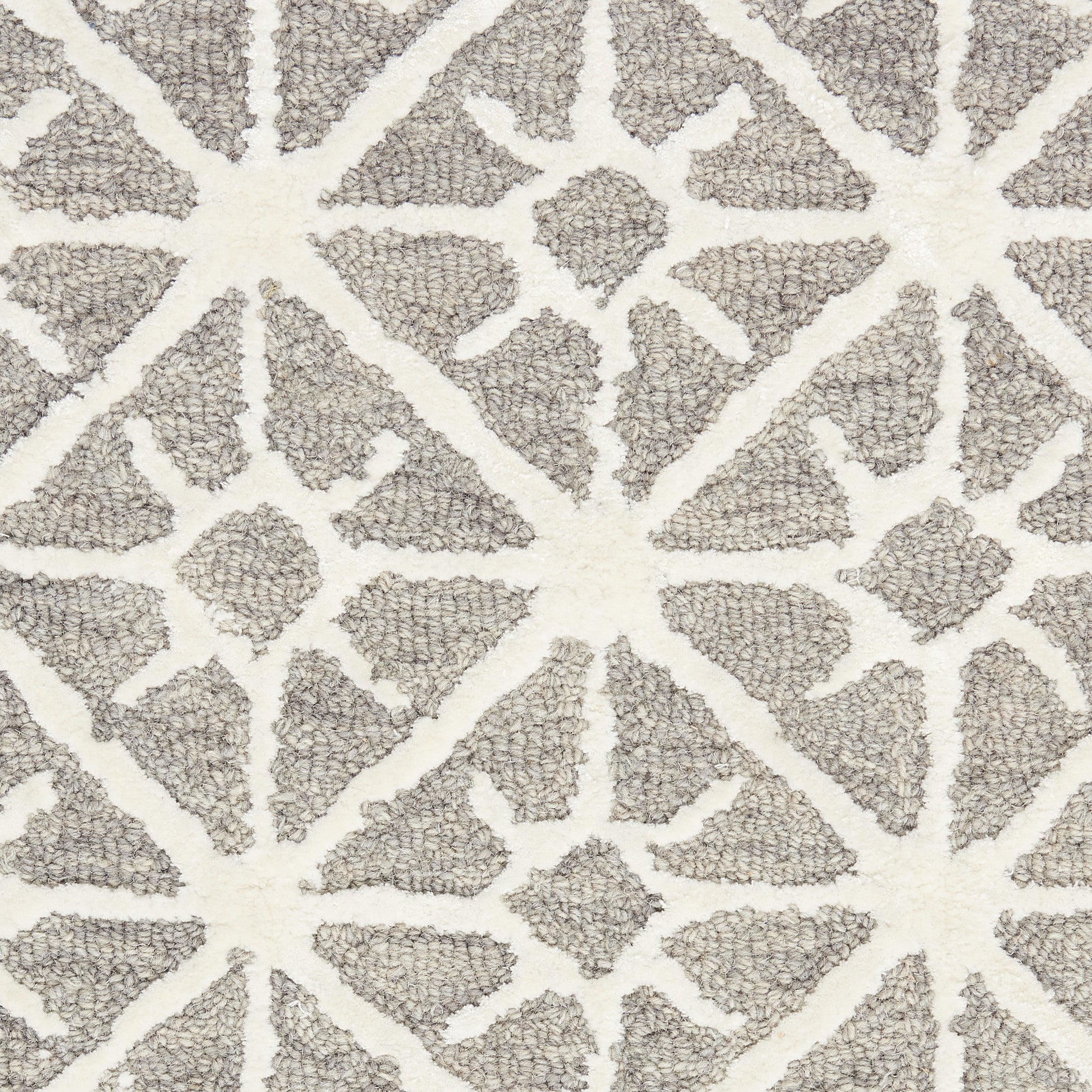 4' x 6' Gray and Ivory Geometric Hand Tufted Area Rug