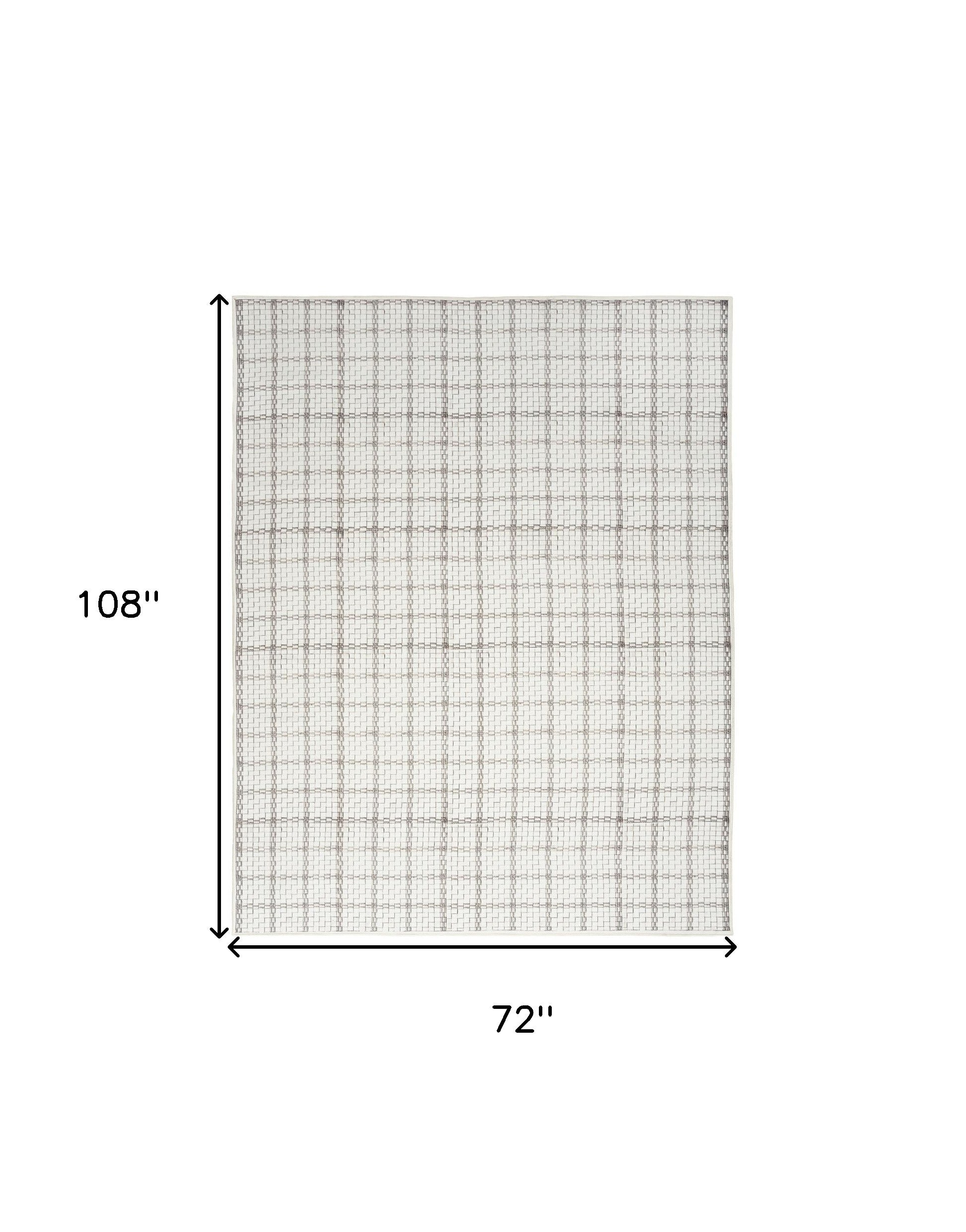 6' x 9' Ivory and Gray Geometric Power Loom Washable Non Skid Area Rug