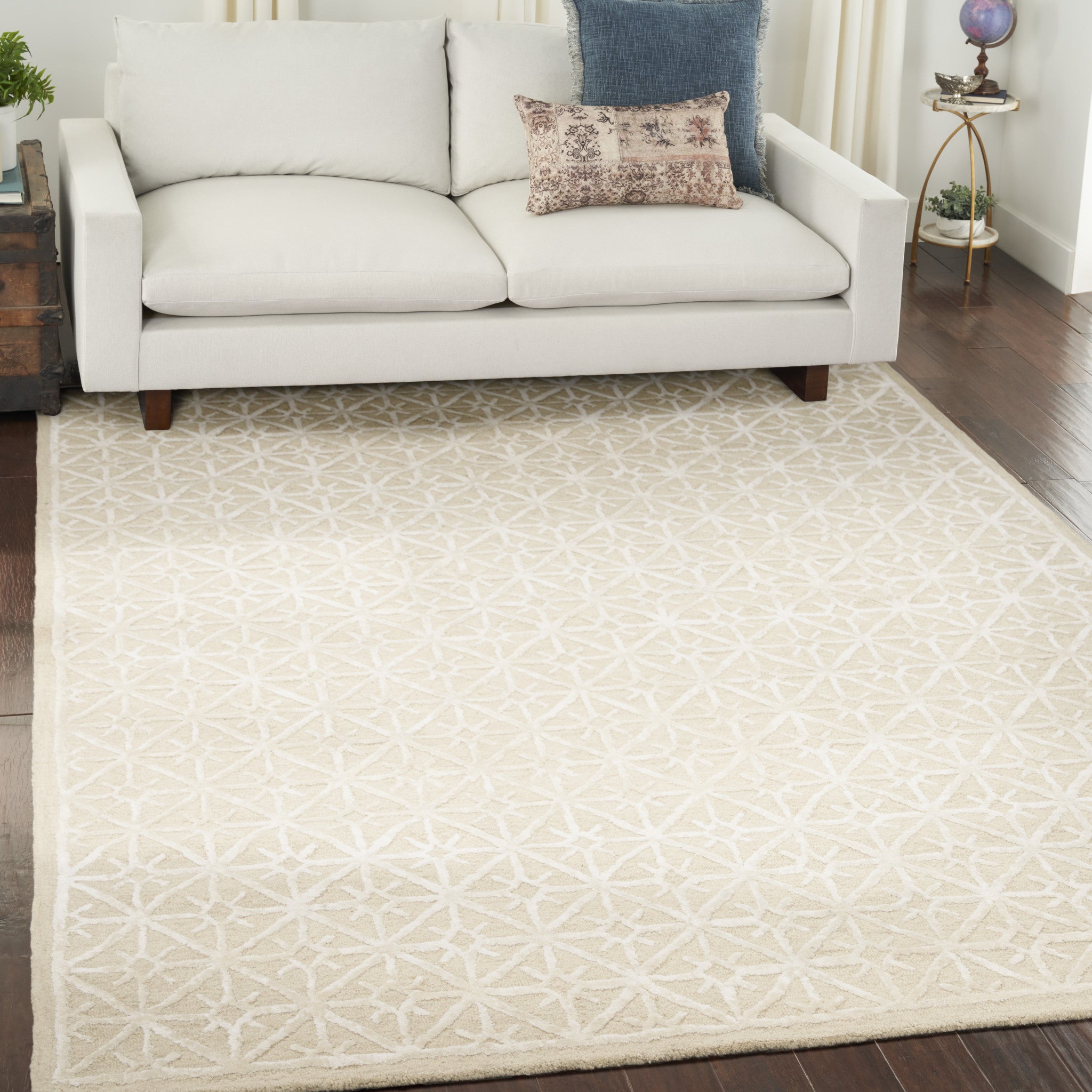 8' x 10' Beige and Ivory Geometric Hand Tufted Area Rug