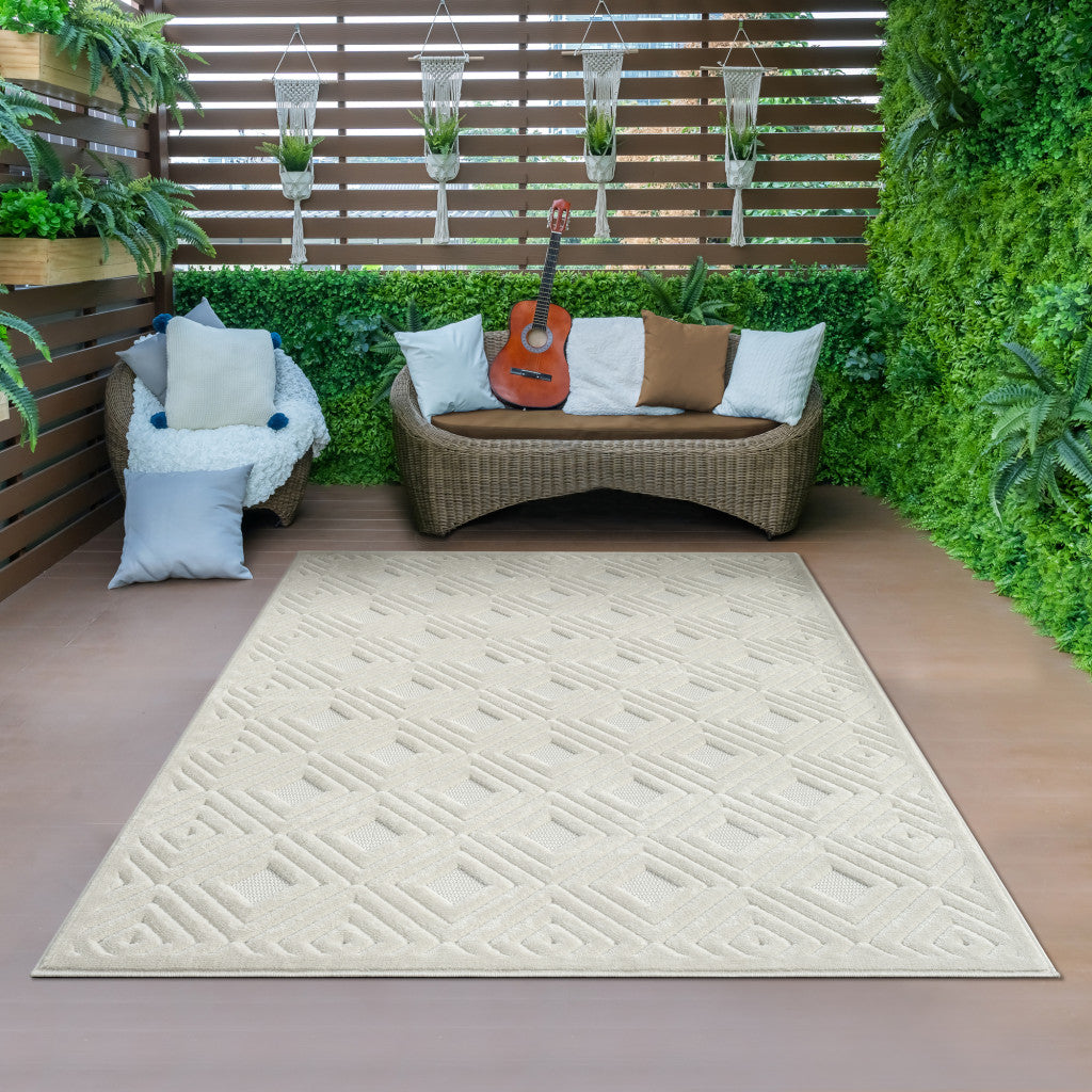 5' x 7' Ivory Geometric Area Rug