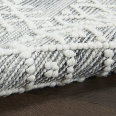 8' x 11' Gray and Ivory Geometric Hand Woven Area Rug With Fringe