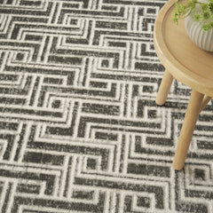 4' x 6' Gray Geometric Distressed Area Rug