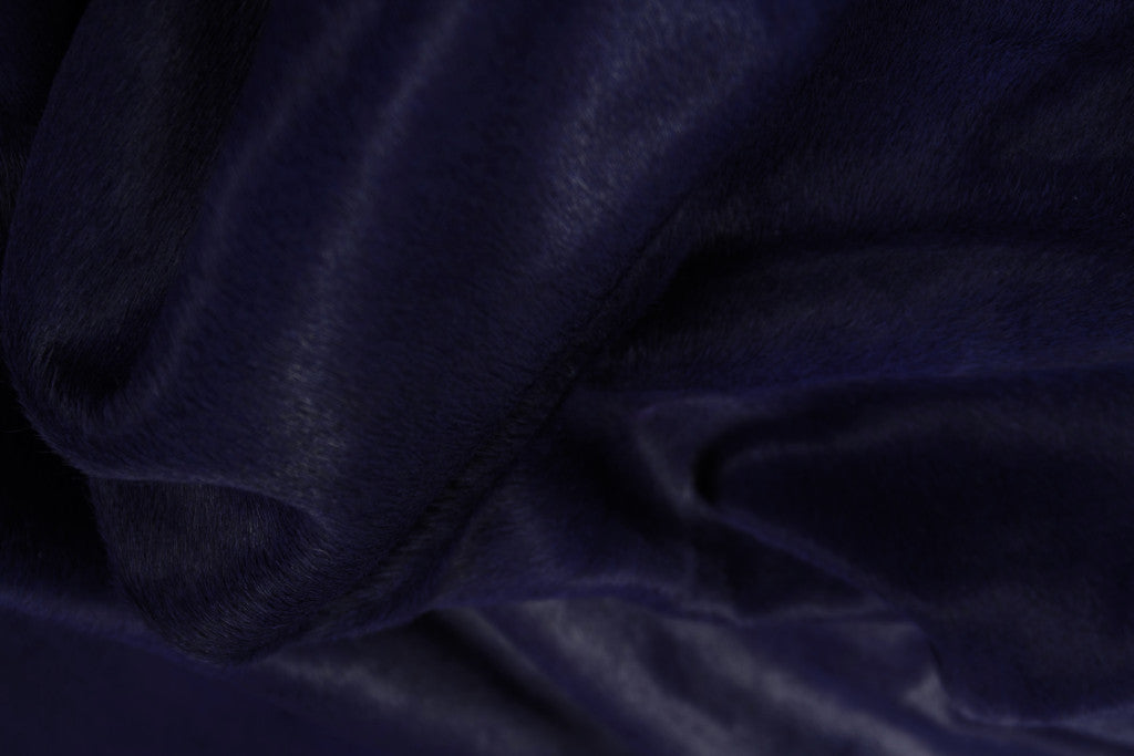 5' x 7' Midnight Cowhide Hand Knotted Area Rug