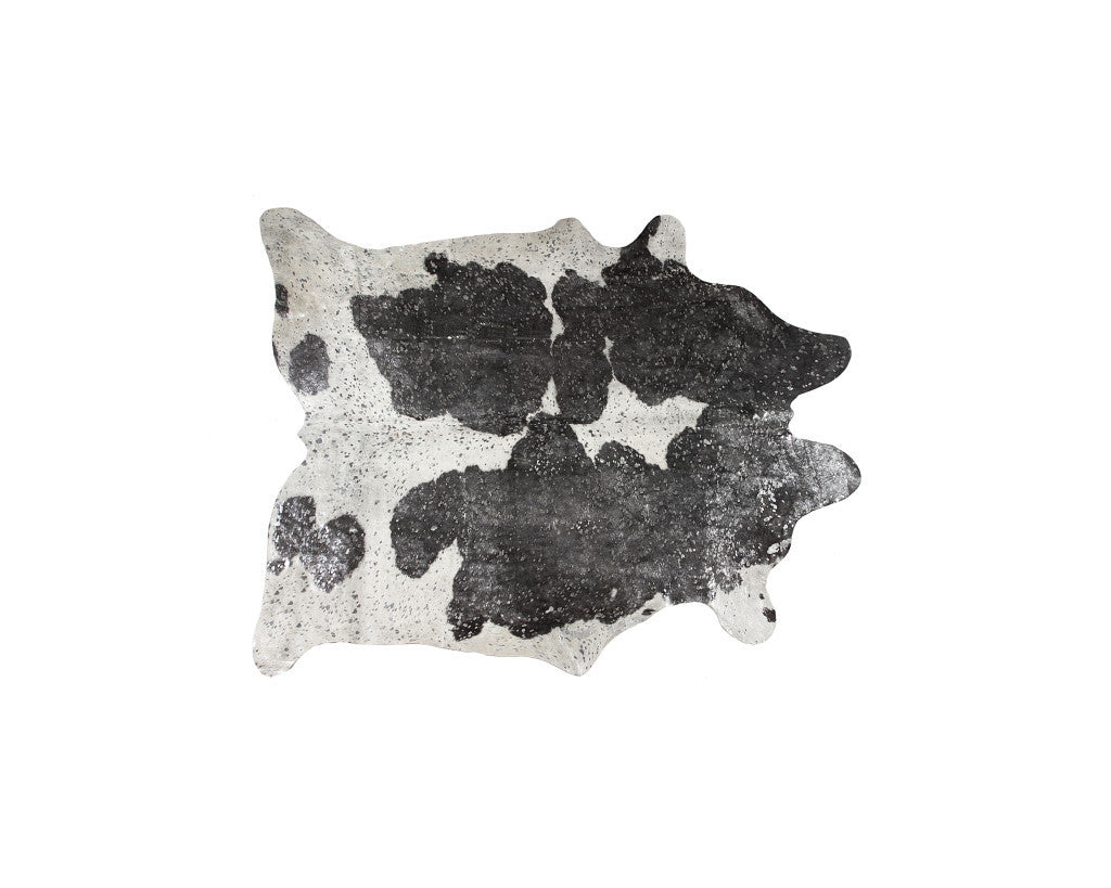 5' x 7' Black and White Cowhide Hand Knotted Area Rug