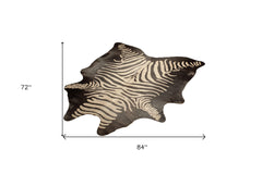 5' x 7' Black and Off White Cowhide Hand Knotted Area Rug