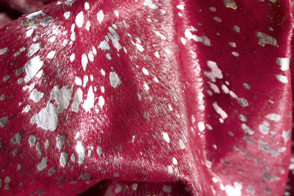 5' x 7' Red and Silver Cowhide Hand Knotted Area Rug