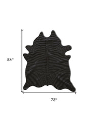 5' x 7' Black Cowhide Hand Knotted Area Rug