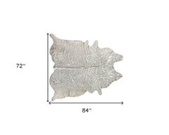 6' x 7' Silver and Ivory Cowhide Hand Knotted Area Rug