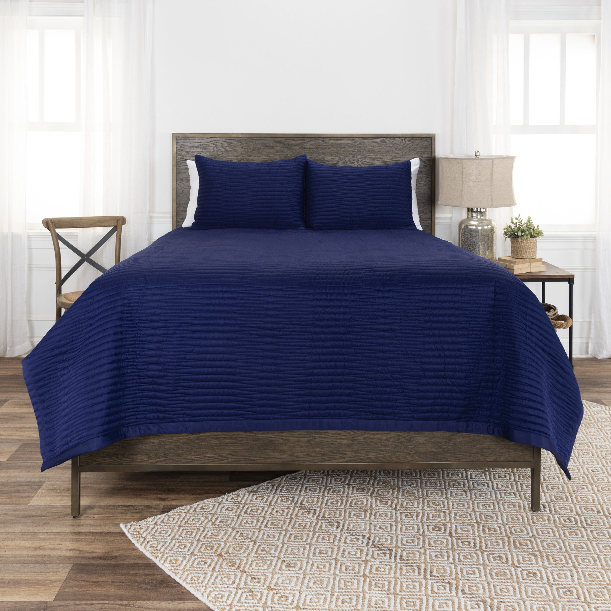 Indigo King Microfiber 300 Thread Count Machine Washable Down Alternative Comforter