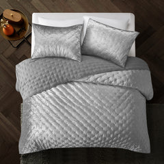 Silver Queen Polyester 220 Thread Count Washable Down Comforter Set