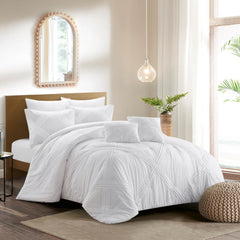 White Queen Polyester 180 Thread Count Washable Down Comforter Set