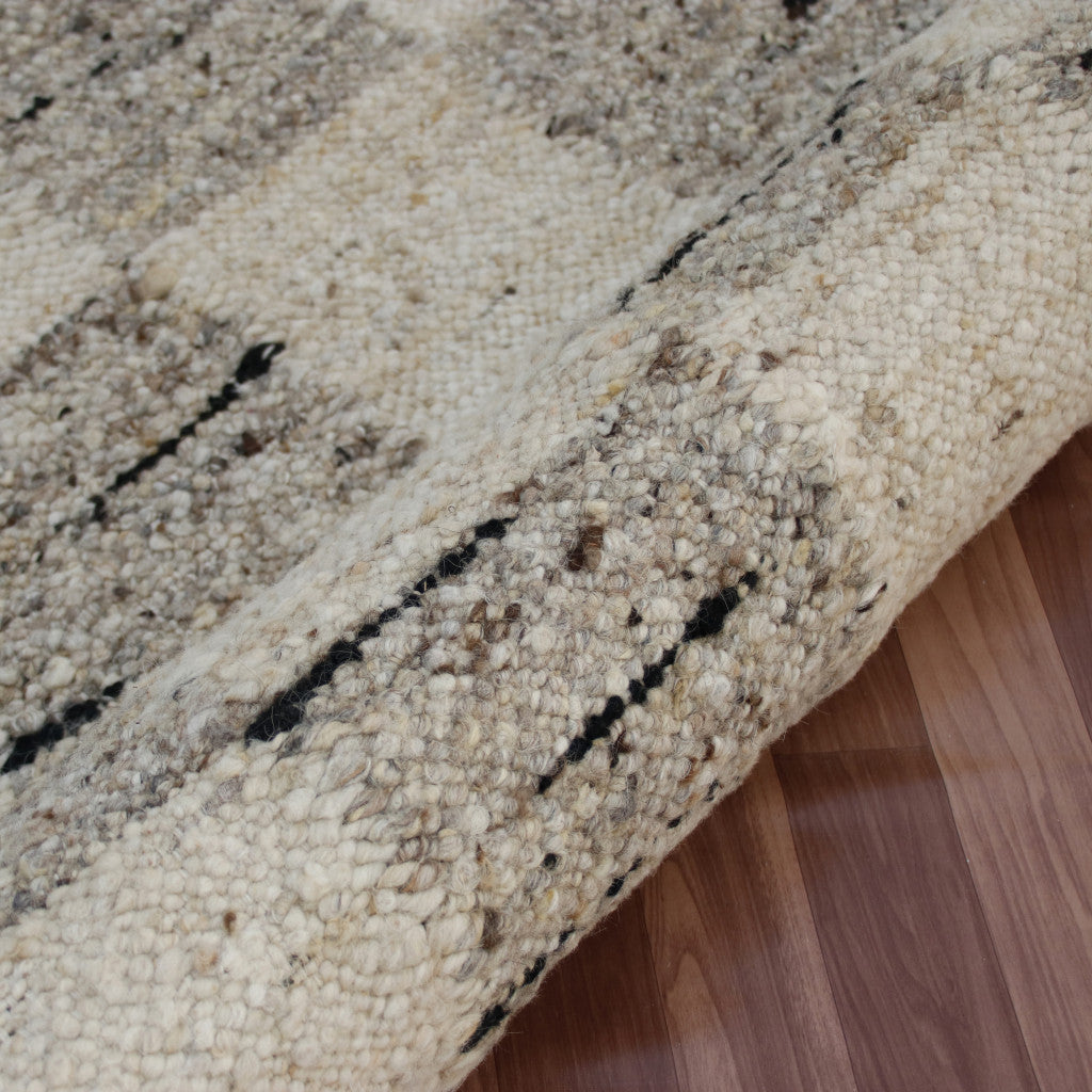 9' x 12' Beige Wool Checkered Hand Woven Area Rug