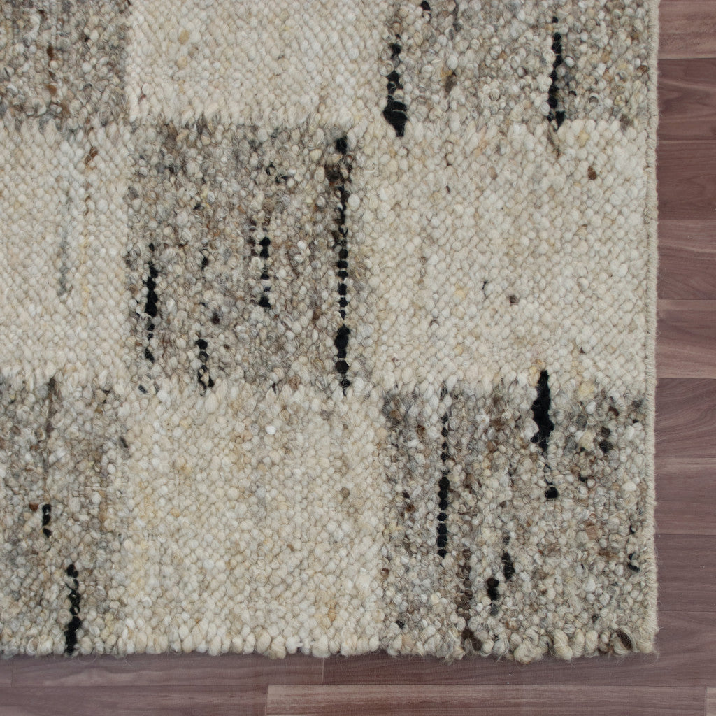 9' x 12' Beige Wool Checkered Hand Woven Area Rug