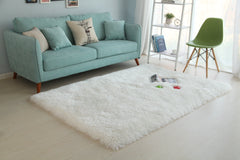 5' x 7' White Shag Hand Tufted Area Rug