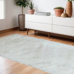 5' x 7' White Shag Hand Tufted Area Rug