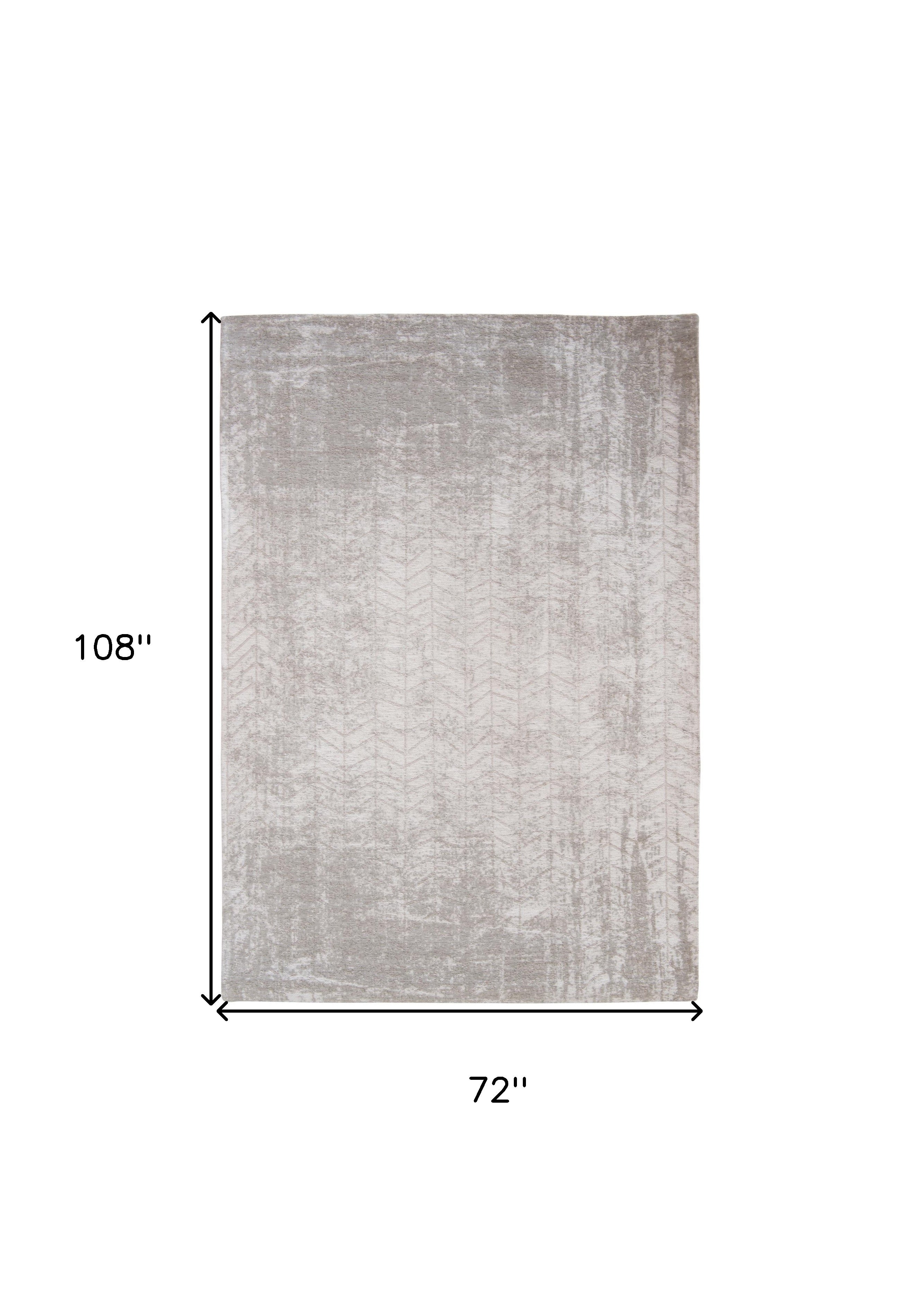 7' x 9' Gray and White Chevron Non Skid Area Rug