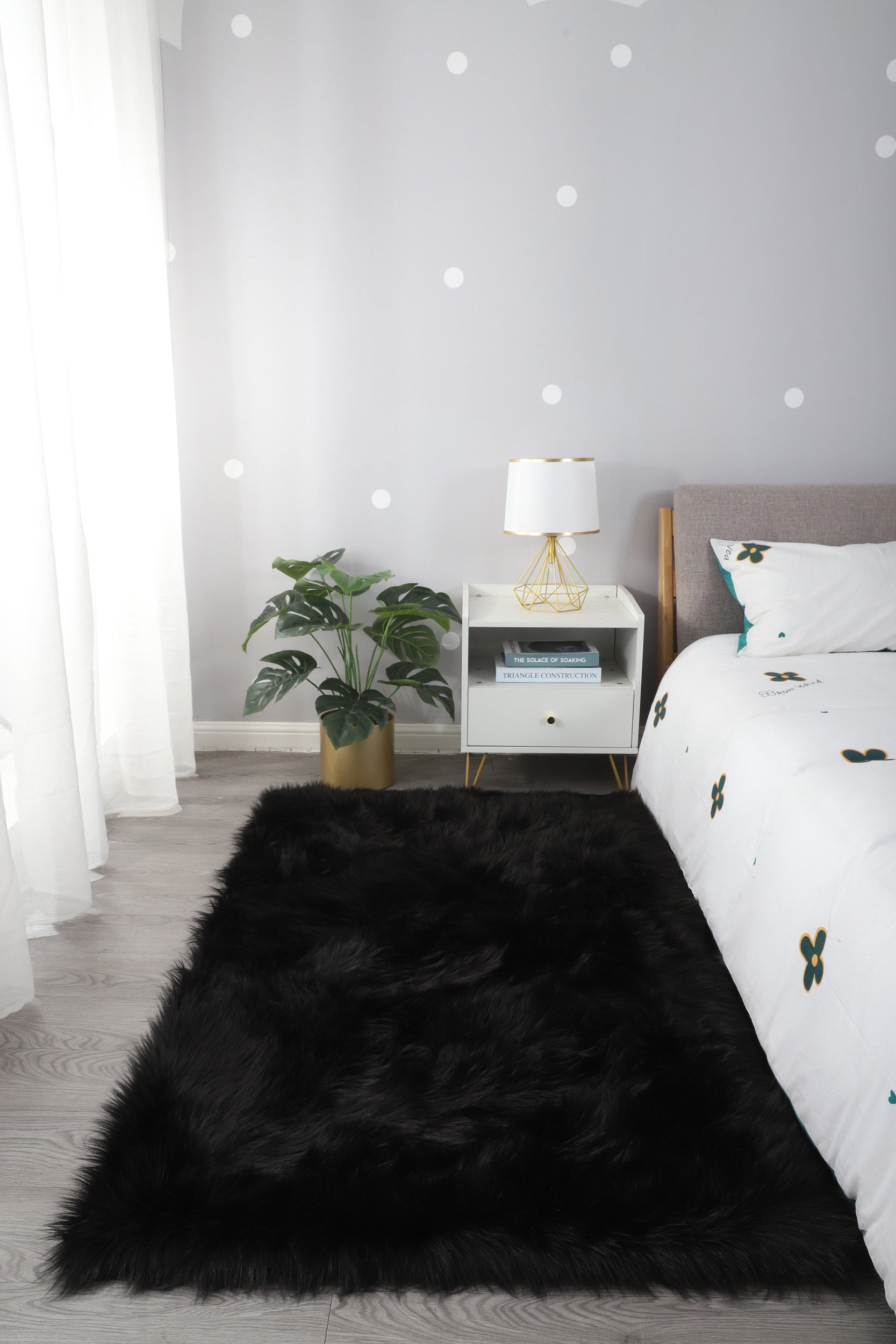 5' x 7' Black Shag Sheepskin Washable Area Rug