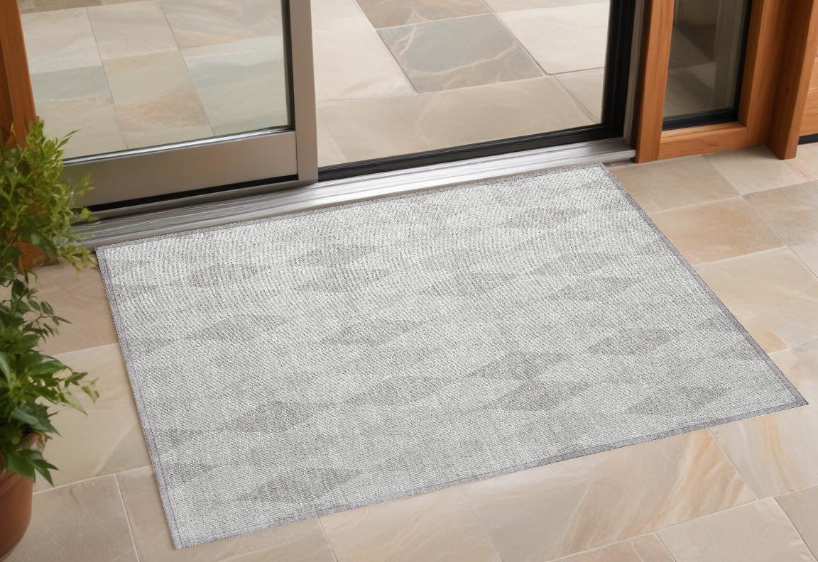 2' X 3' Gray Geometric Washable Non Skid Indoor Outdoor Area Rug