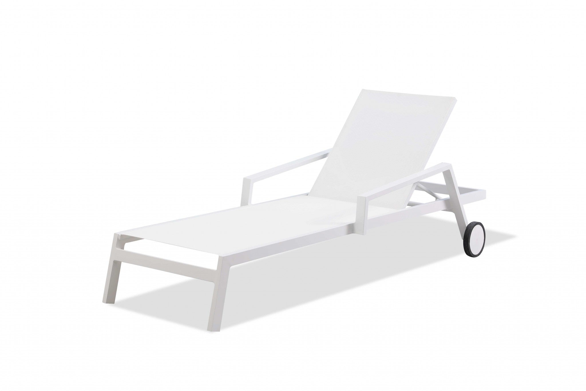 Set Of 2 White Modern Aluminum Chaise Lounges