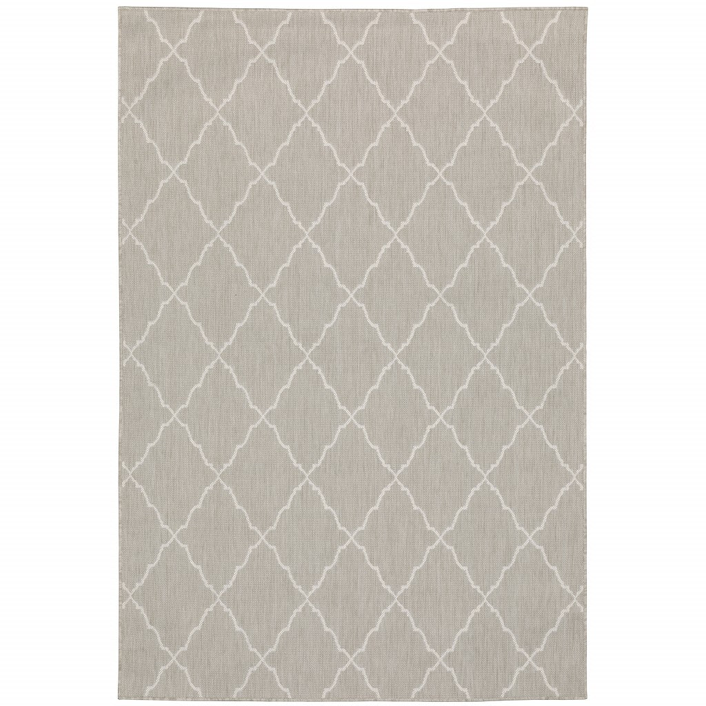 7’X9’ Gray And Ivory Trellis Indoor Outdoor Area Rug