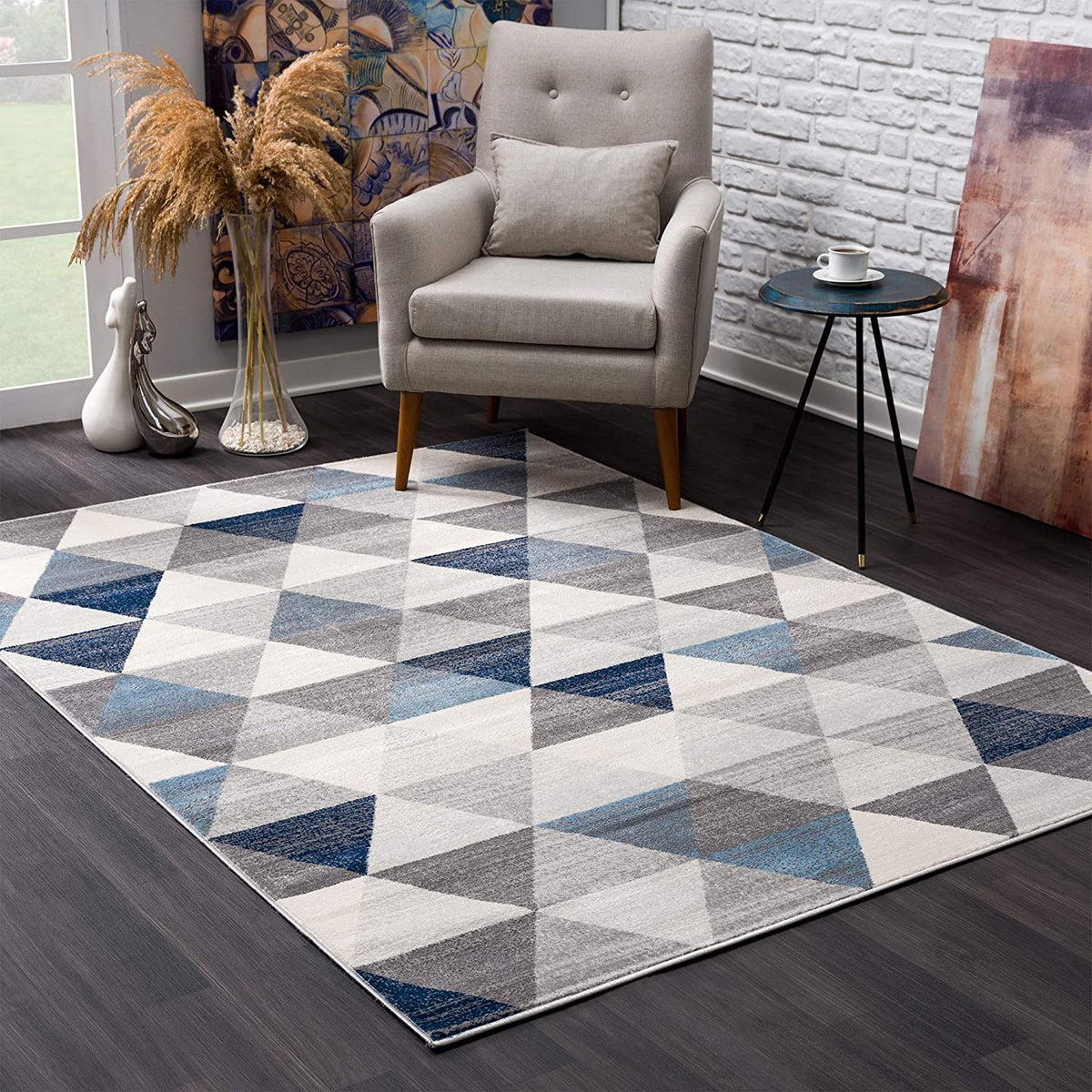 7’ X 10’ Navy Blue Geometric Diamond Area Rug